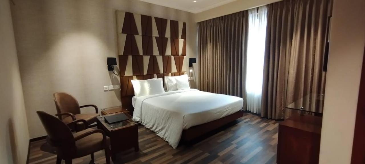 Adiva Residency Beacon, Grant Road, Mumbai酒店 外观 照片