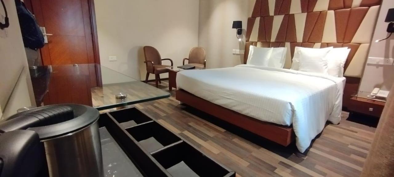 Adiva Residency Beacon, Grant Road, Mumbai酒店 外观 照片